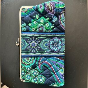 EUC Vera Bradley kiss lock wallet